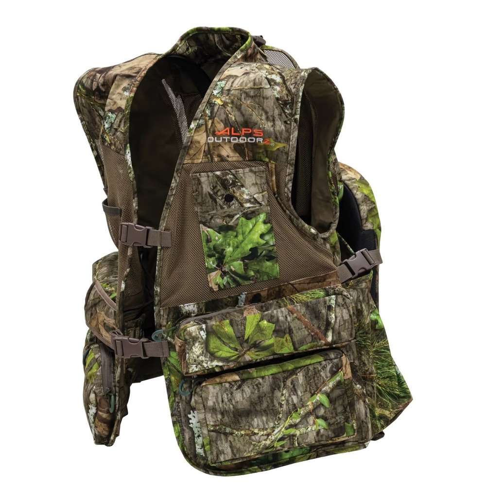 Camouflage Hunting Vest - Realtree Green Camo